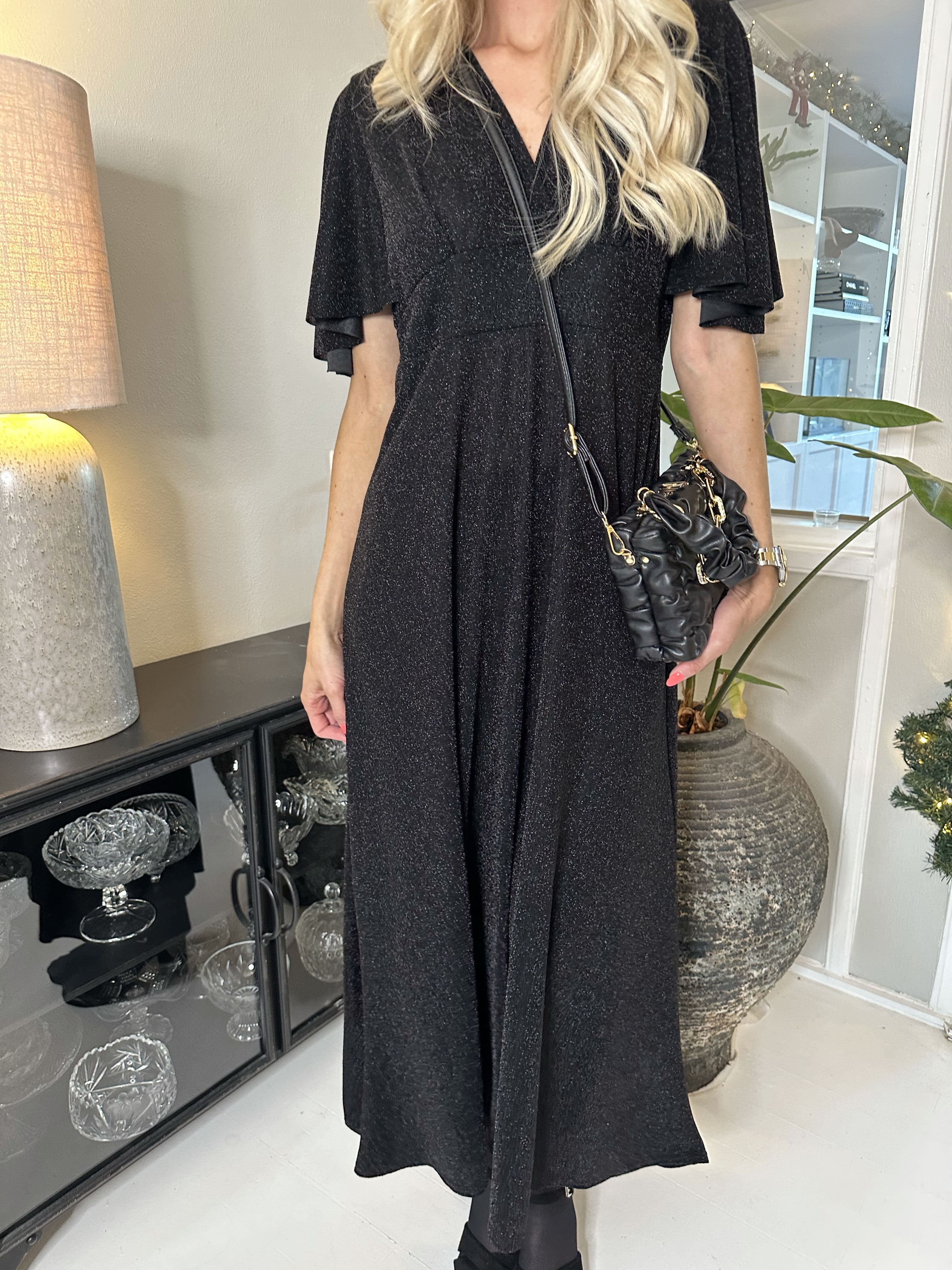 Julia - Lång elastisk klänning med glittertrådar